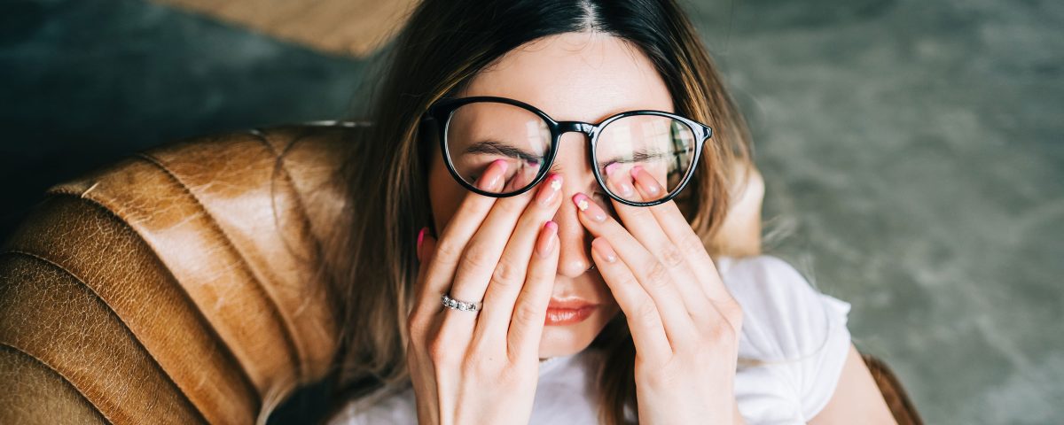 Headaches After Wearing Glasses Causes and Treatment Methods