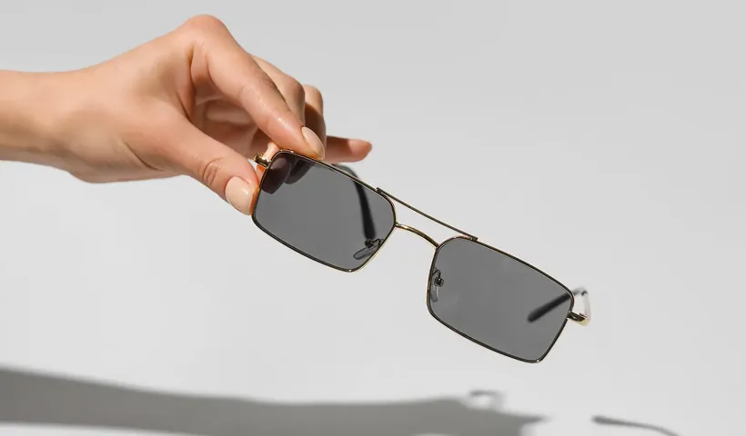gray glasses in vinti sunglasses